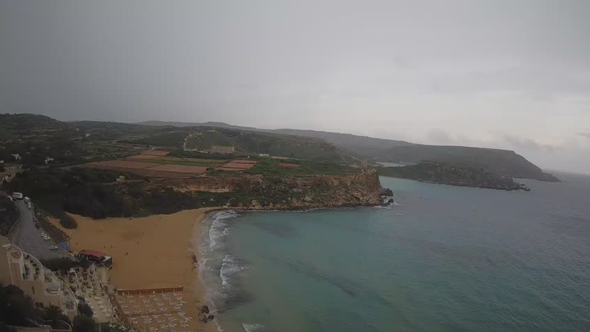 Golden Bay Għajn Tuffieħa