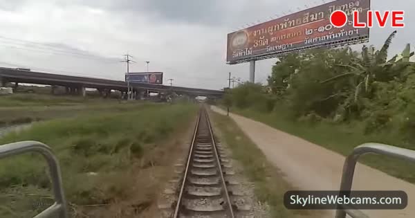 Железнодорожный рынок Мае Клонг