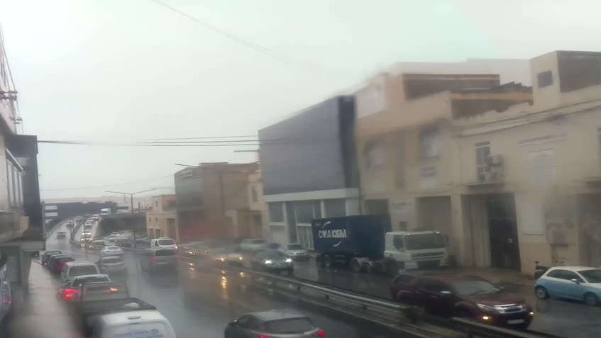 Qormi, Cannon Road von Shüberg Radiators Showroom