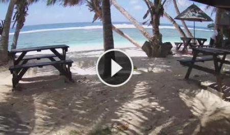 Anse Parnel (Mahé): Livestream Surfers Beach Restaurant