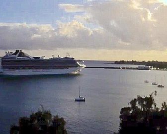 Hilo Pier Webcam de Kapohokine Adventures
