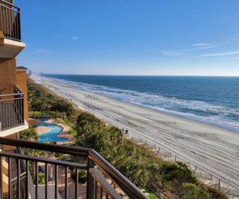 Island Vista Oceanfront Resort