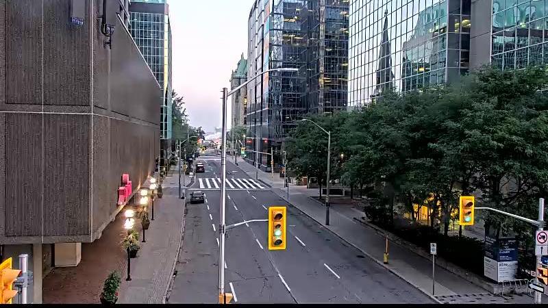 Rua Queen de Ottawa e Rua Kent