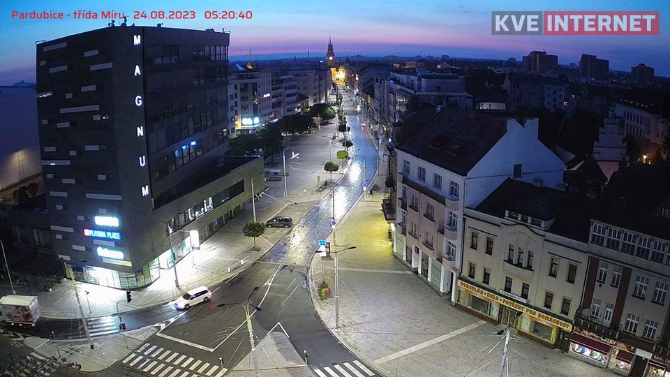 Pardubice:Dům služeb