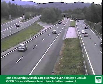 Salzburg: A10, beim Knoten Salzburg, Blickrichtung Salzburg - Km 2,48