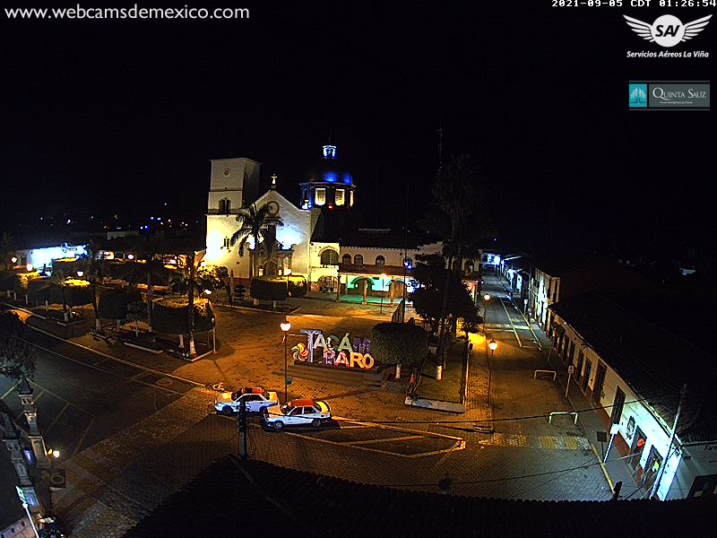 Tacámbaro: Plaza del Pueblo