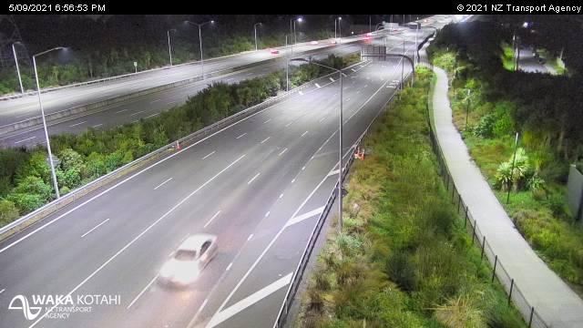 Те Атату Саут: Дорога SH16, Те Атату Роуд