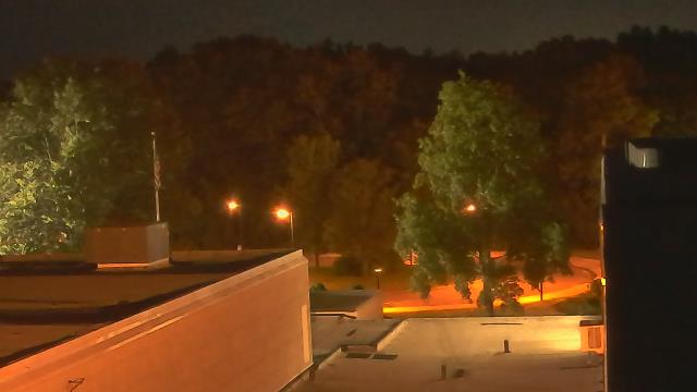 コネチカット州ウォーリングフォードダグ・ハマルスコルド・ミドル・スクール