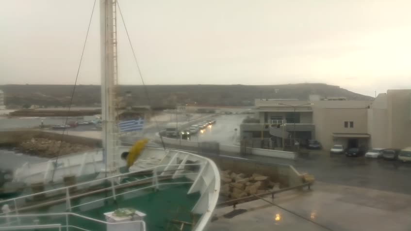 Ċirkewwa-Fährterminal, Eingangsbereich für Autos