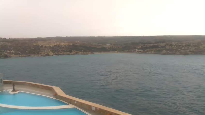Ċirkewwa Paradise Bay (パラダイス・ベイ)